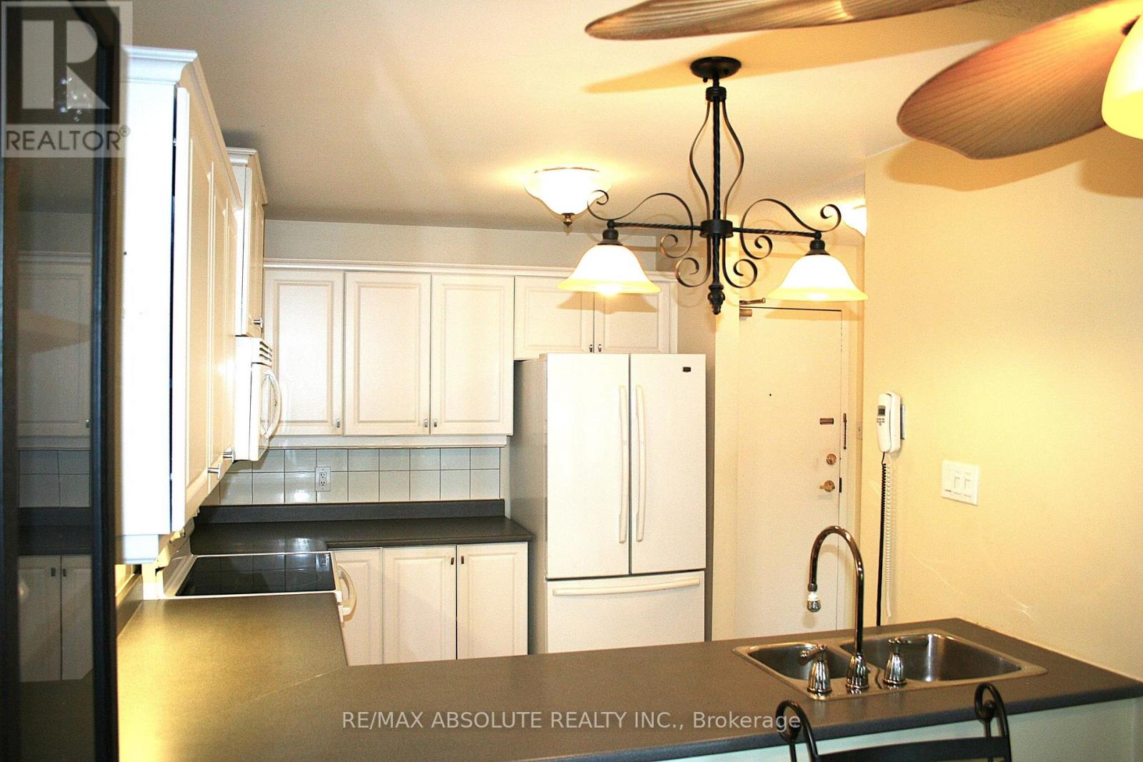 310 - 61 Jack Crescent, Arnprior, Ontario  K7S 3T7 - Photo 2 - X13426360