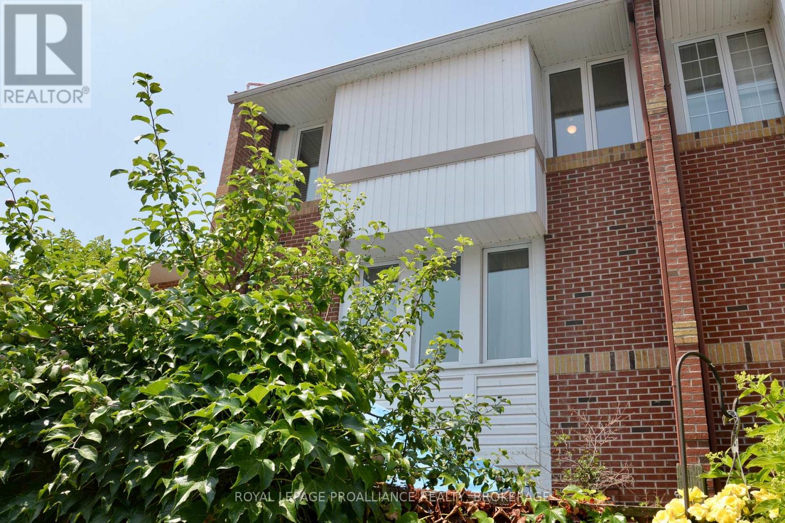 61 - 1 Place D'armes, Kingston, Ontario  K7K 6S3 - Photo 27 - X12875366