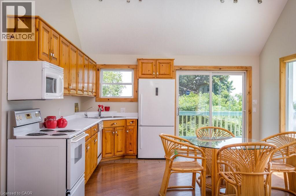 210 Hillside Avenue, Normandale, Ontario  N0E 1T0 - Photo 14 - 40836372