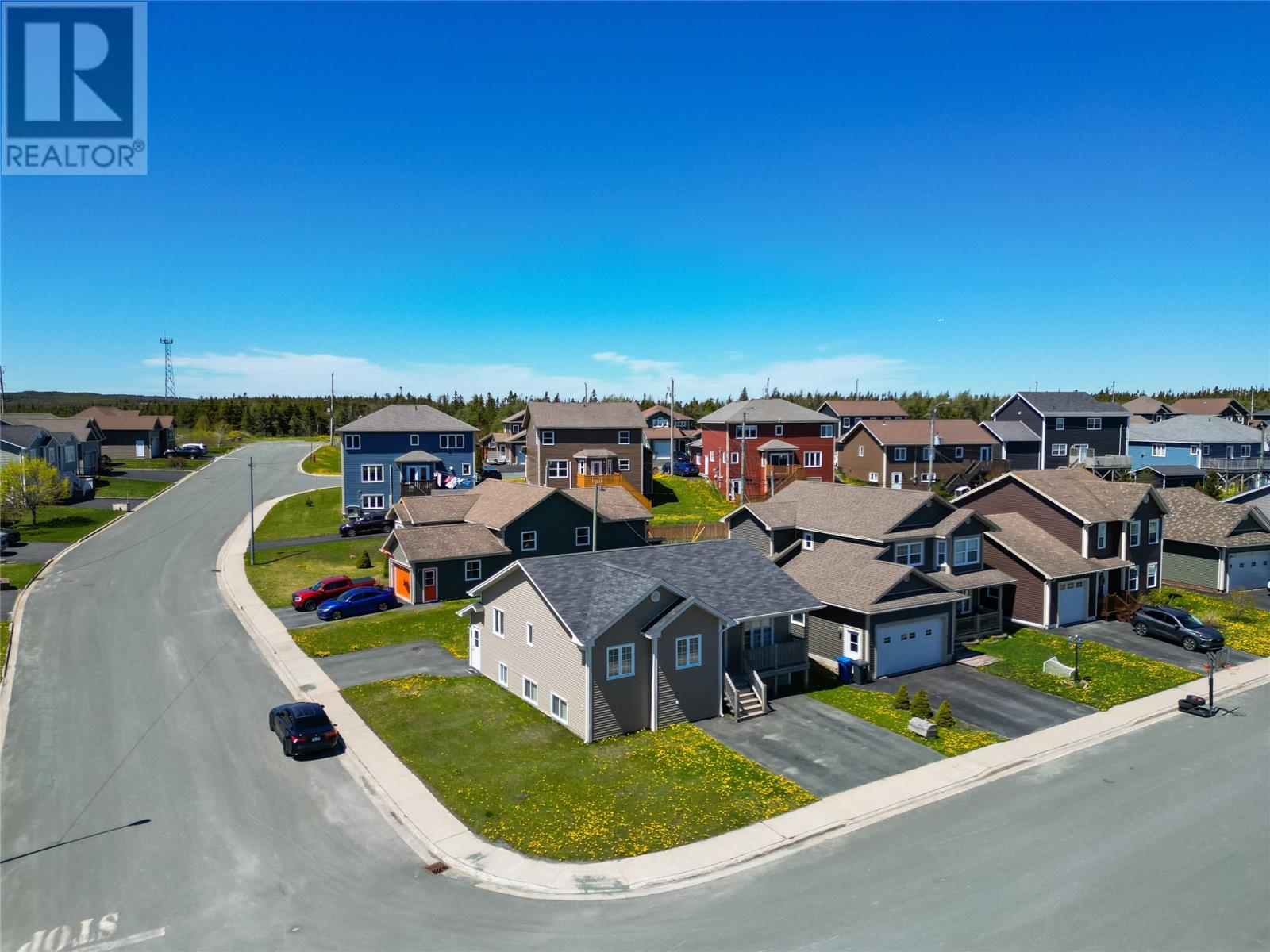 16 Brentwood Avenue, St. Philips, Newfoundland & Labrador A1M 0B2 - Photo 3 - 1296375