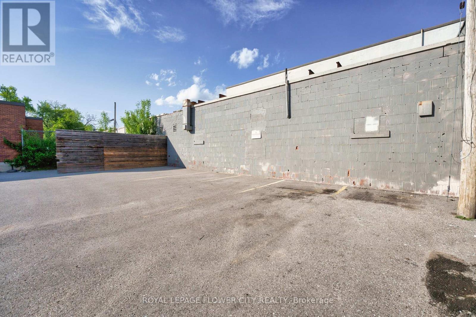 49 Mary Street, Barrie, Ontario  L4N 1T2 - Photo 35 - S13415868