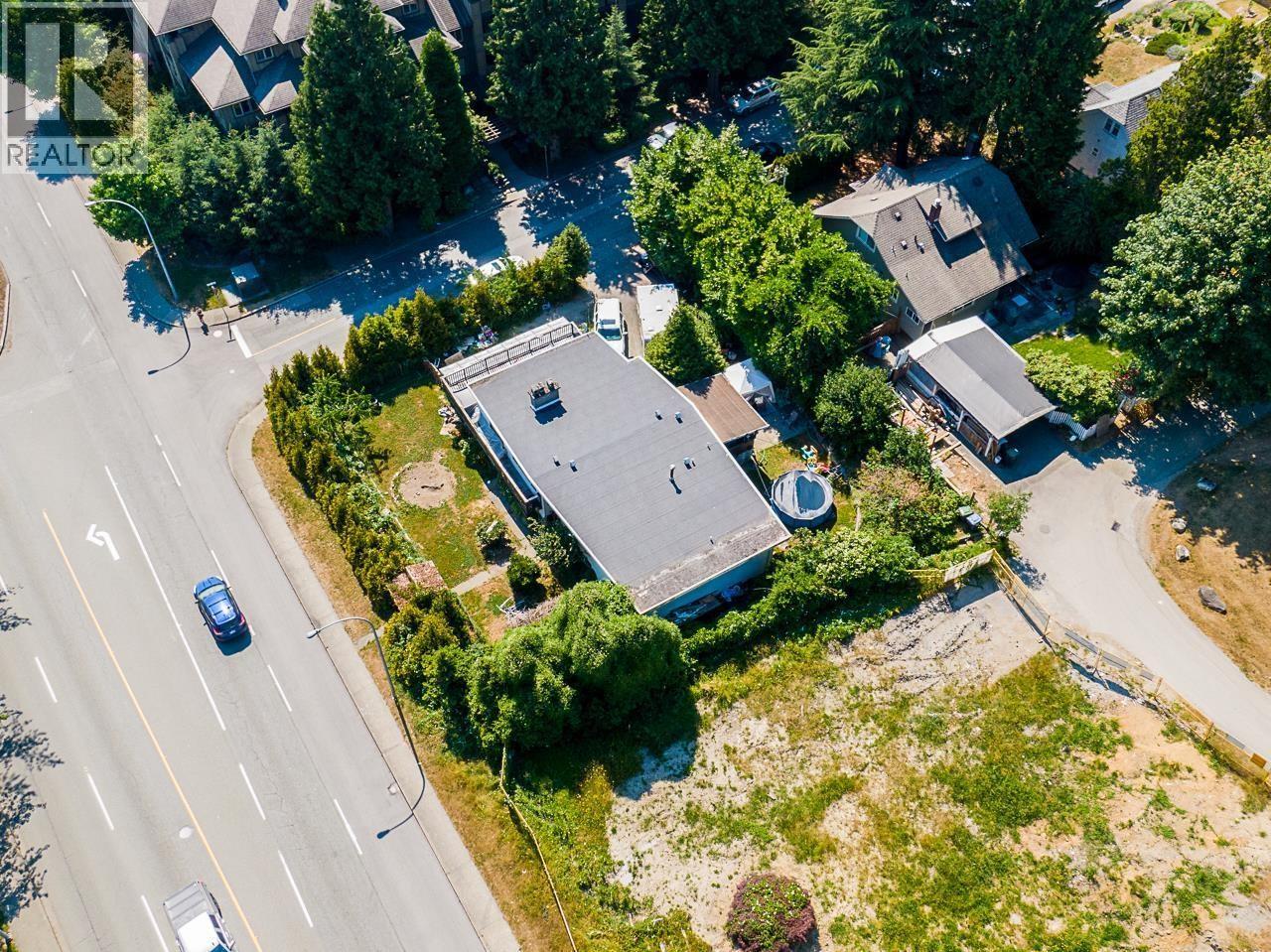 817 Sangster Place, New Westminster, British Columbia  V3L 4L7 - Photo 12 - R3134239