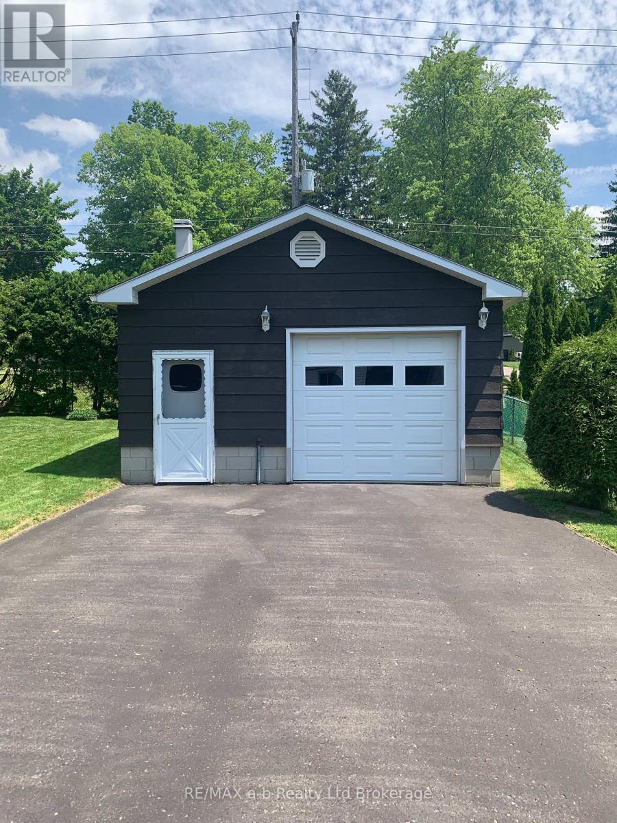42 Princess Park Road, Ingersoll, Ontario  N5C 1X8 - Photo 49 - X13147922