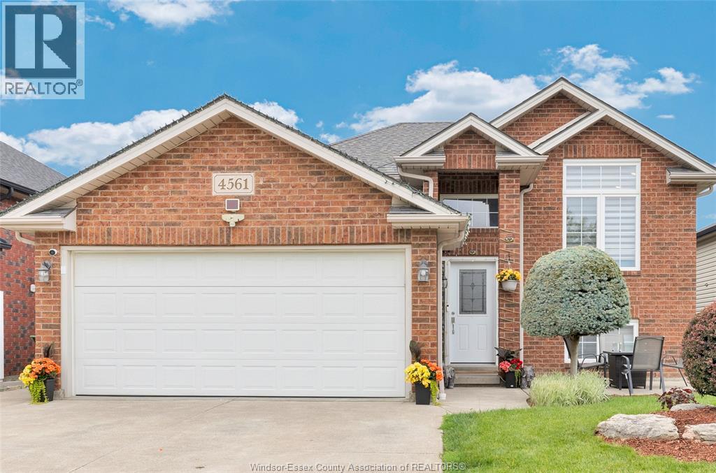 4561 FONTANA AVENUE, Windsor, Ontario