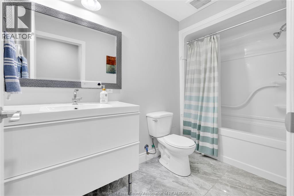 4561 Fontana Avenue, Windsor, Ontario  N9G 3C8 - Photo 23 - 26013622