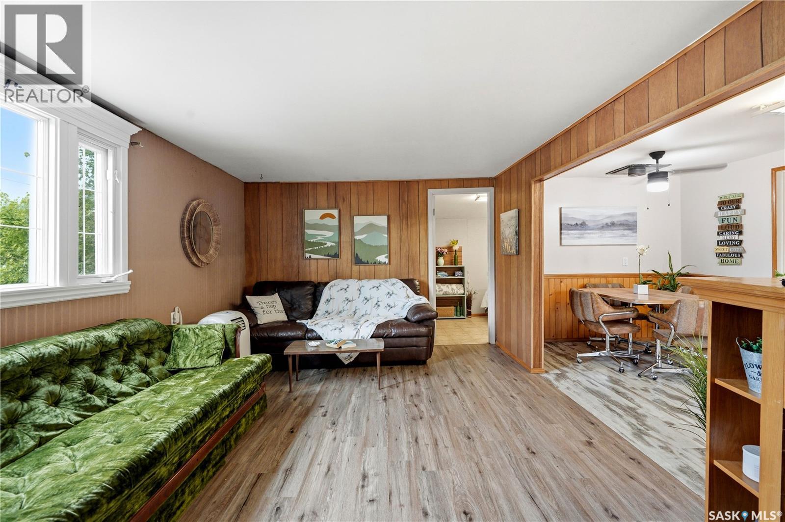 9031 Hunts Cove Crescent, Cochin, Saskatchewan  S0M 0L0 - Photo 4 - SK038903