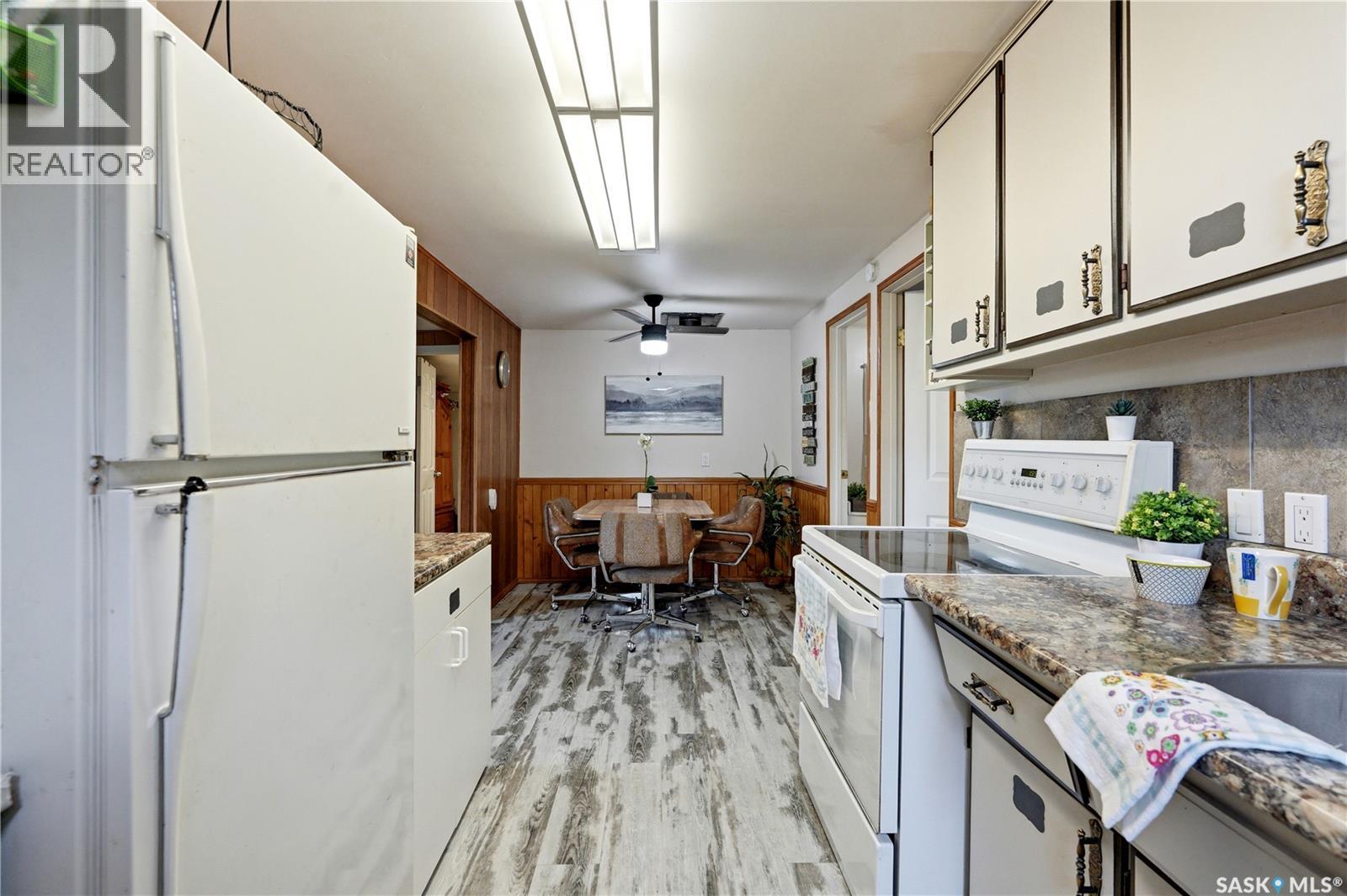 9031 Hunts Cove Crescent, Cochin, Saskatchewan  S0M 0L0 - Photo 8 - SK038903