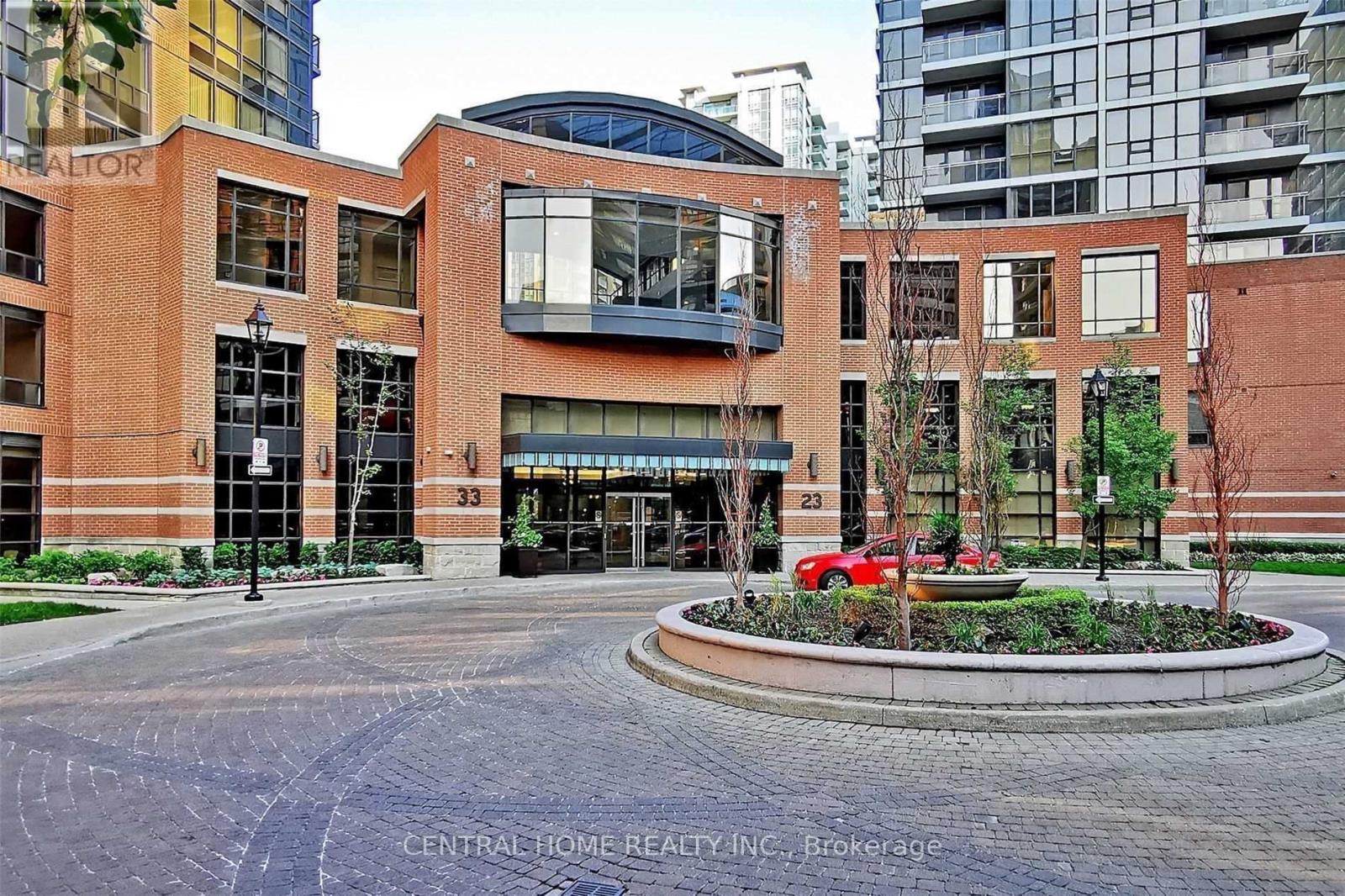 211 - 33 SHEPPARD AVENUE E, Toronto, Ontario