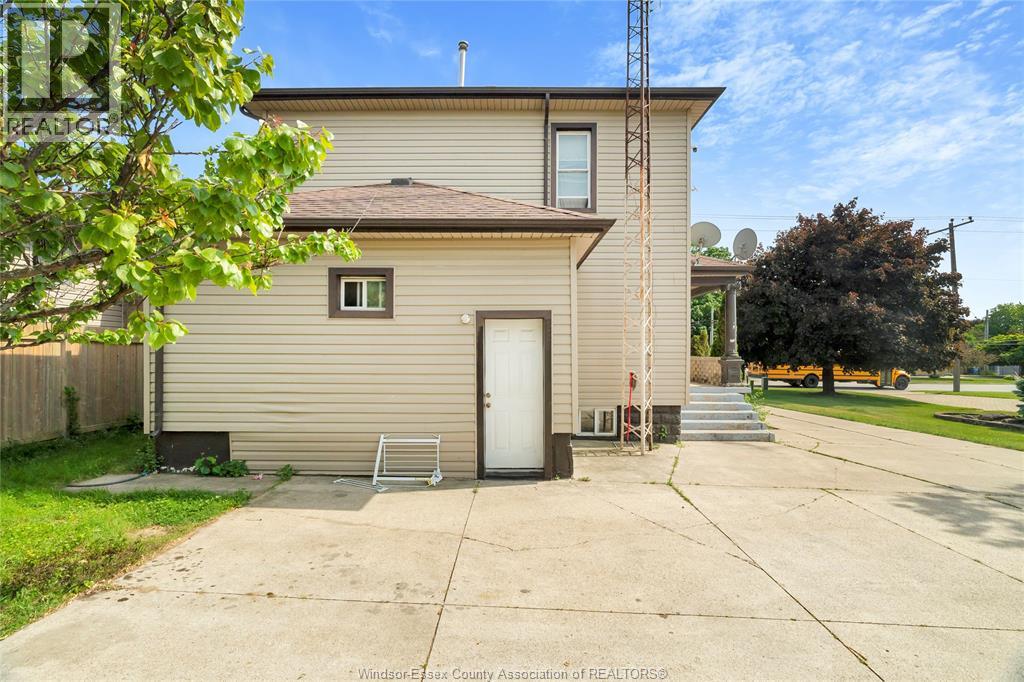 101 Oak Street East, Leamington, Ontario  N8H 2C7 - Photo 17 - 26013555