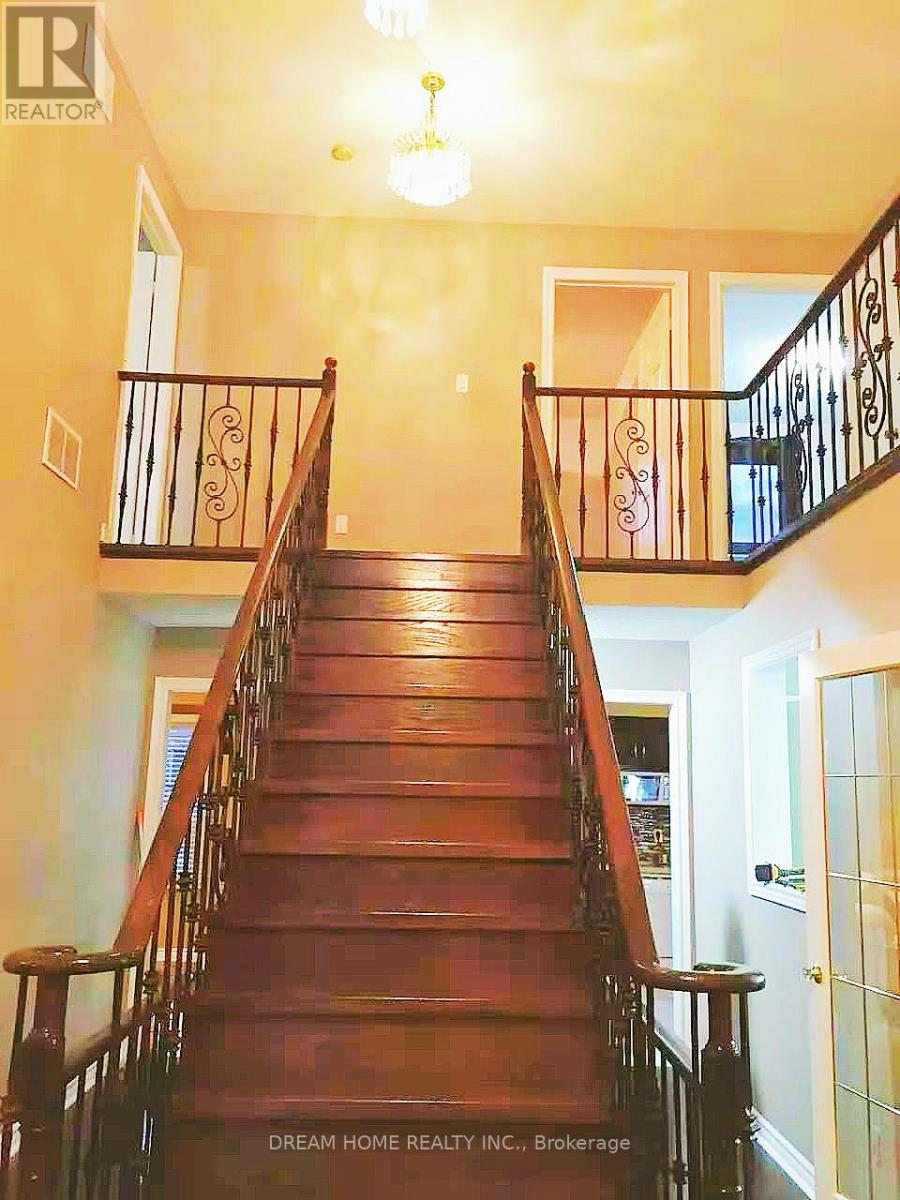 67 Cornell Crescent, Markham, Ontario  L3S 3H2 - Photo 8 - N13426270