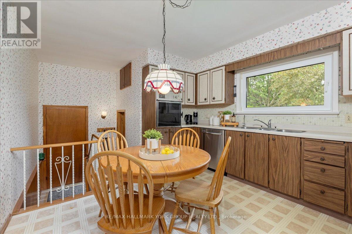 2490 Holborn Road, East Gwillimbury, Ontario  L0G 1R0 - Photo 16 - N13426396