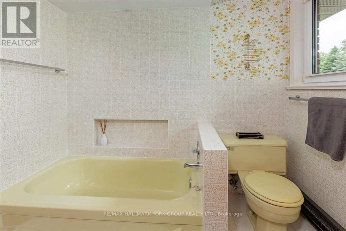 2490 Holborn Road, East Gwillimbury, Ontario  L0G 1R0 - Photo 19 - N13426396