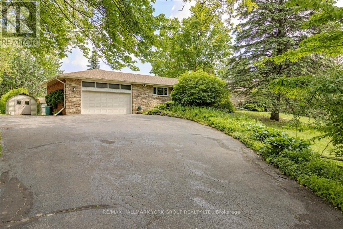 2490 Holborn Road, East Gwillimbury, Ontario  L0G 1R0 - Photo 6 - N13426396