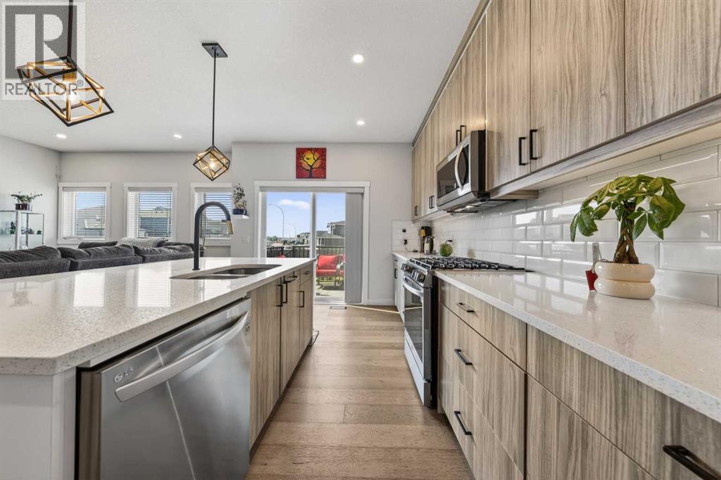 801 Mandalay Boulevard, Carstairs, Alberta  T0M 0N0 - Photo 12 - A2314575