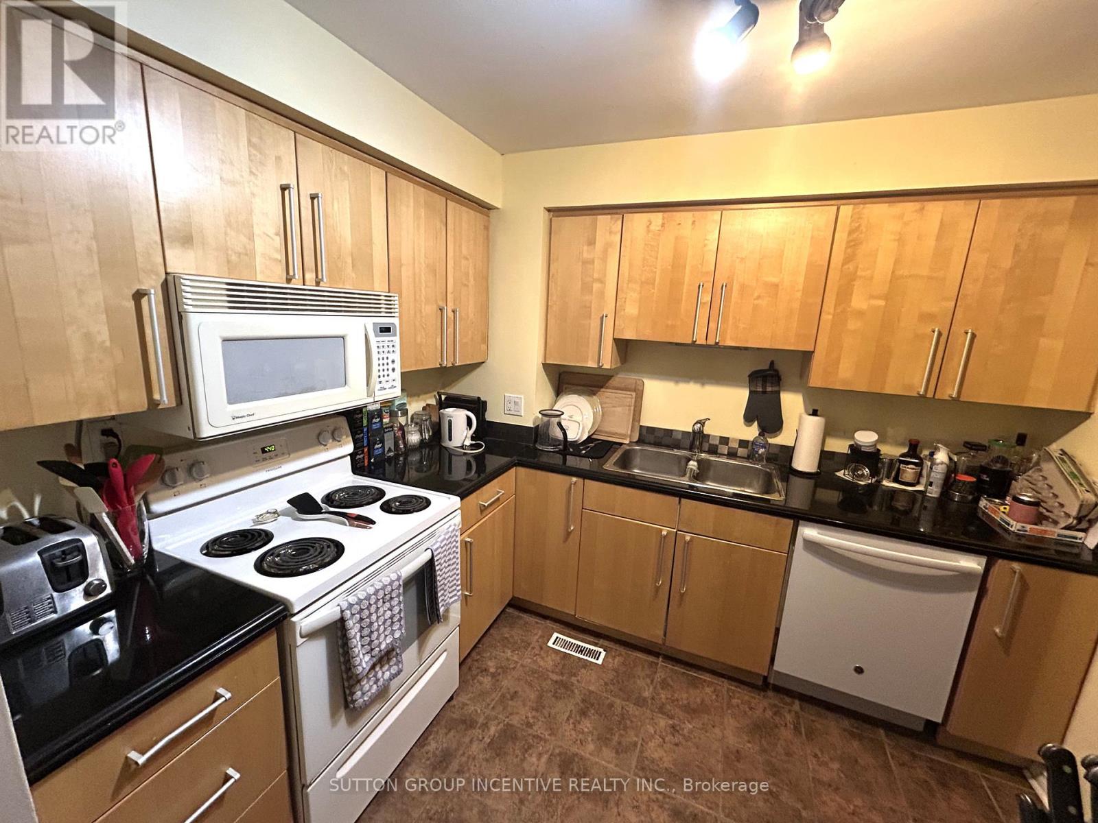 553 Tenth Street, Collingwood, Ontario  L9Y 4K6 - Photo 4 - S13426260