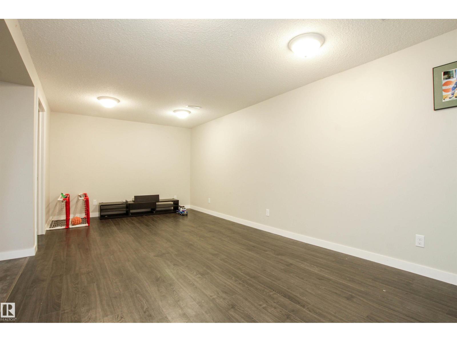 2415 49a St NW, Edmonton, Alberta  T6L 3X2 - Photo 14 - E4492792