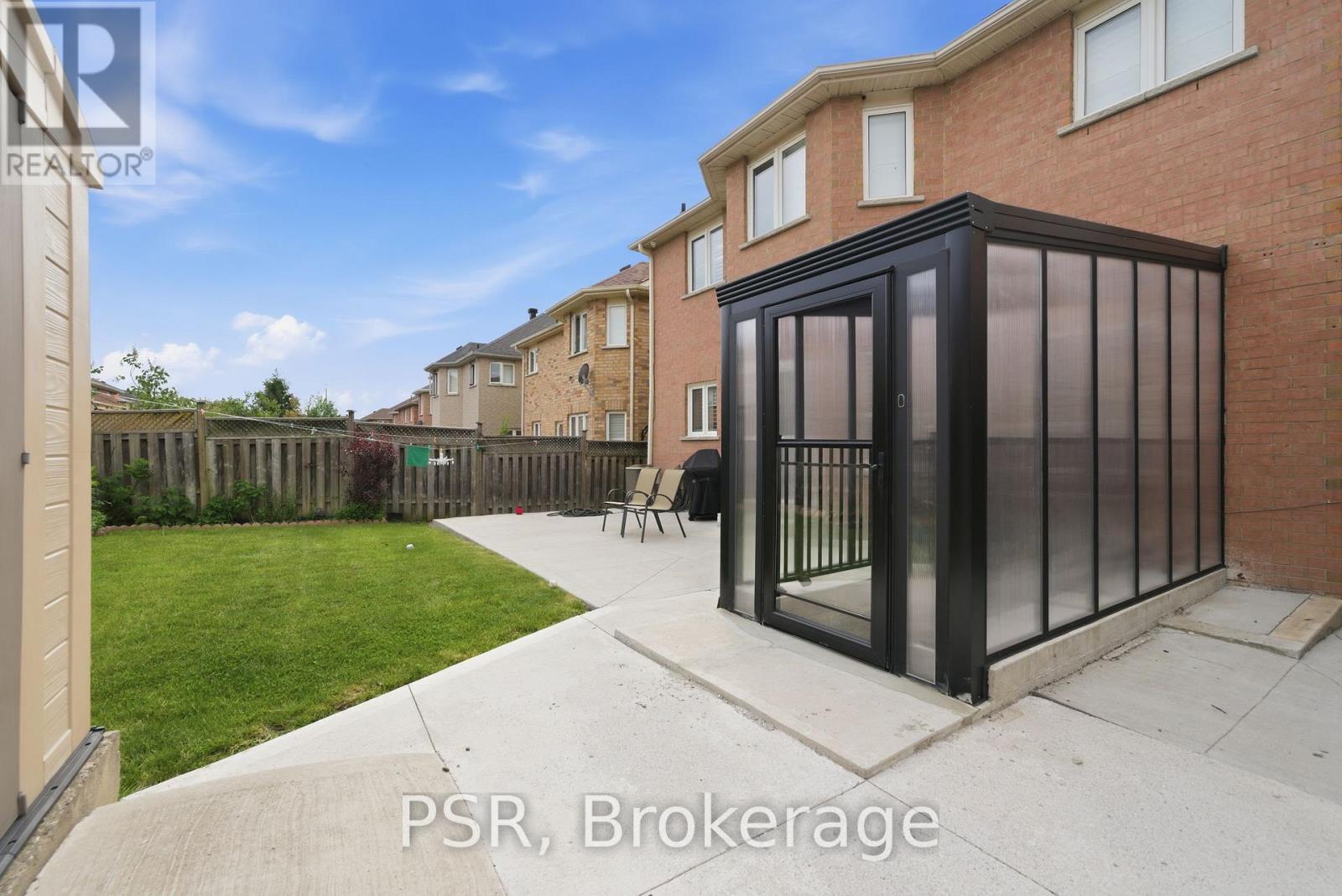 Lower - 426 Arrowsmith Drive, Mississauga, Ontario  L5W 1V2 - Photo 17 - W13426262