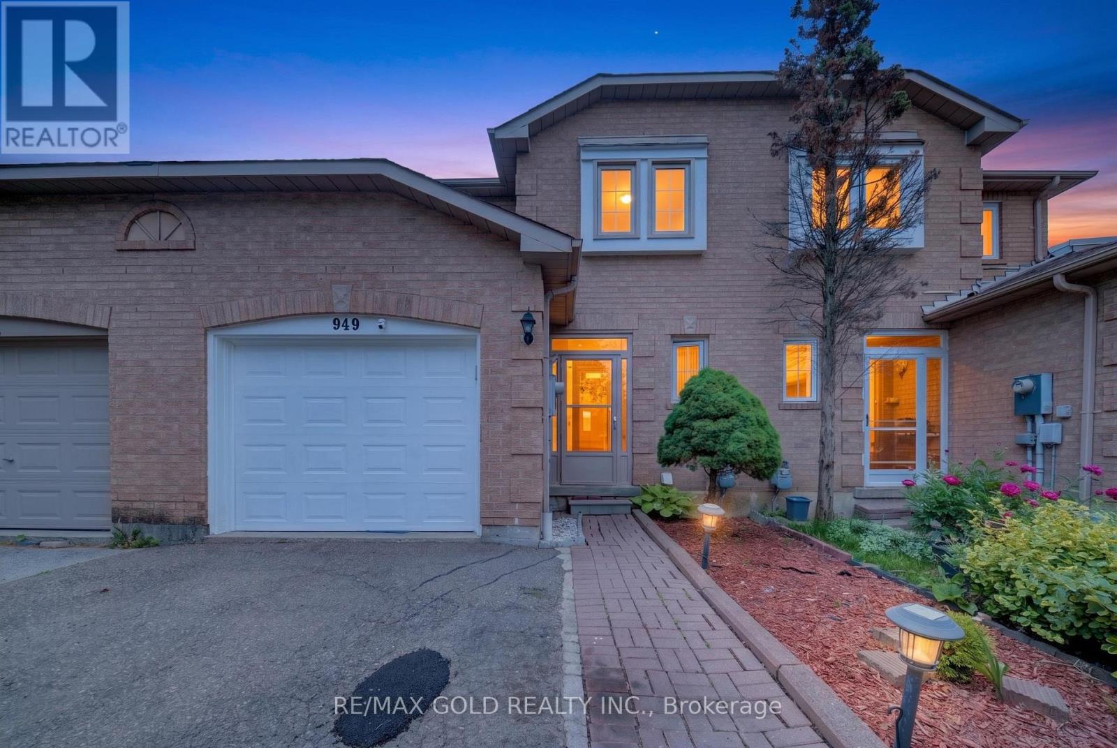 949 BLIZZARD ROAD, Mississauga, Ontario