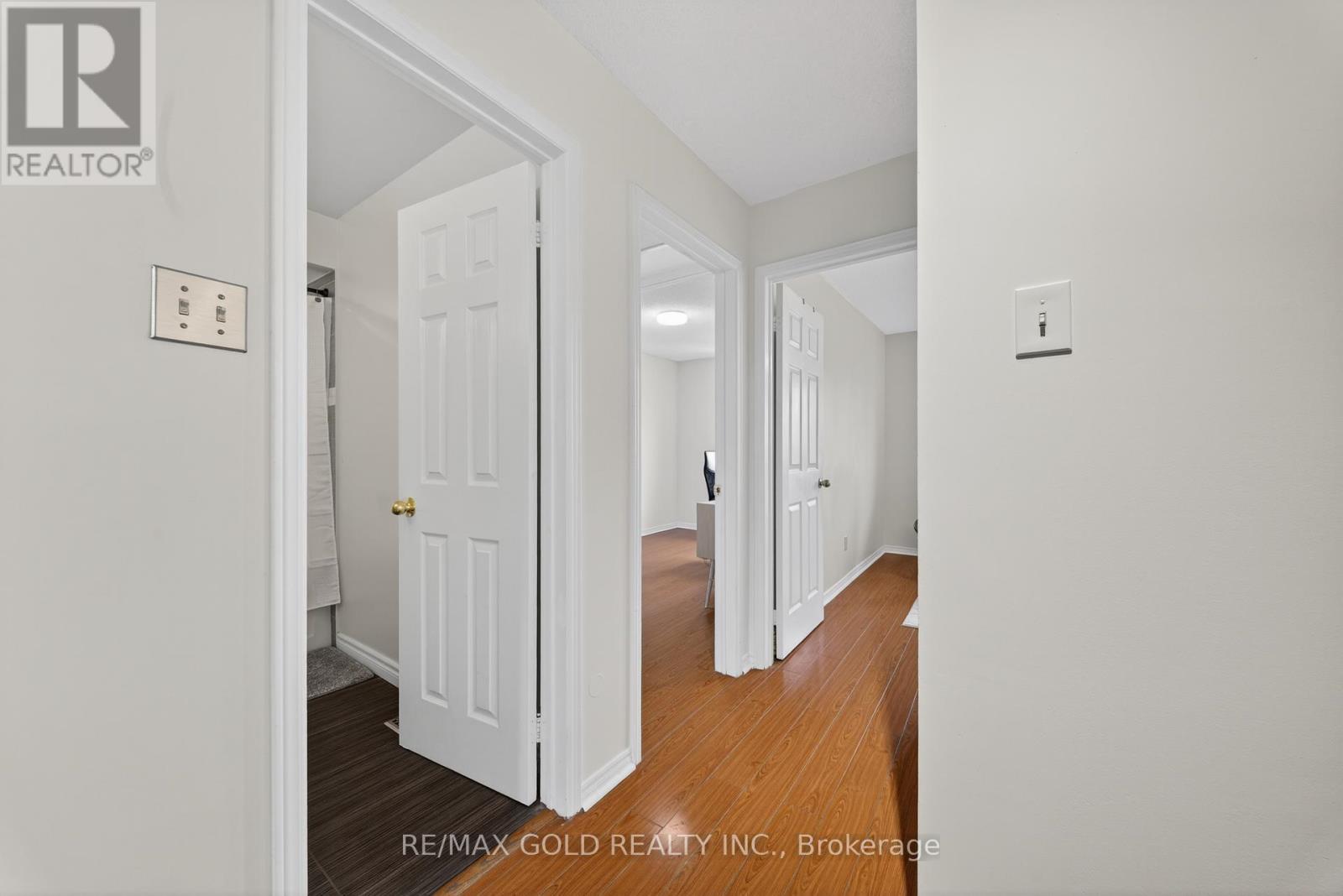 949 Blizzard Road, Mississauga, Ontario  L5V 1T1 - Photo 36 - W13426306