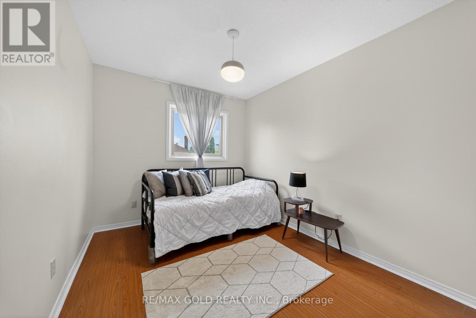 949 Blizzard Road, Mississauga, Ontario  L5V 1T1 - Photo 8 - W13426306