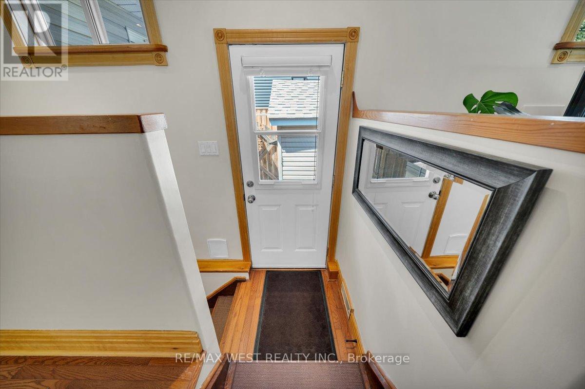 35 Gort Avenue, Toronto, Ontario  M8W 3Y7 - Photo 27 - W13426318