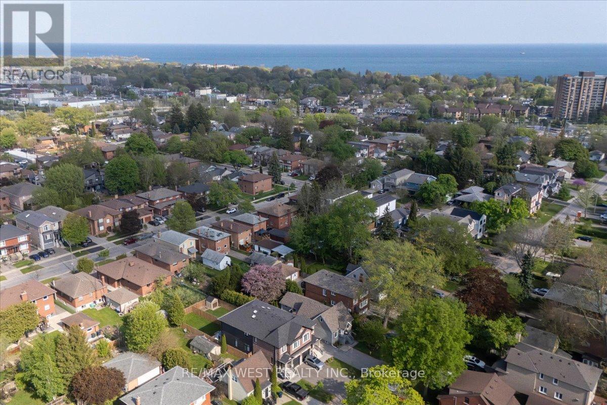 35 Gort Avenue, Toronto, Ontario  M8W 3Y7 - Photo 50 - W13426318