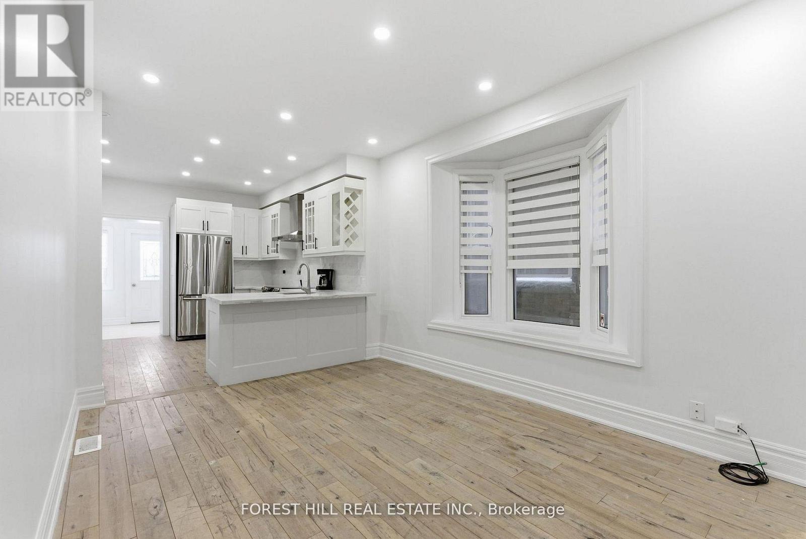 1297 Davenport Road, Toronto, Ontario  M6H 2H3 - Photo 4 - W13426422