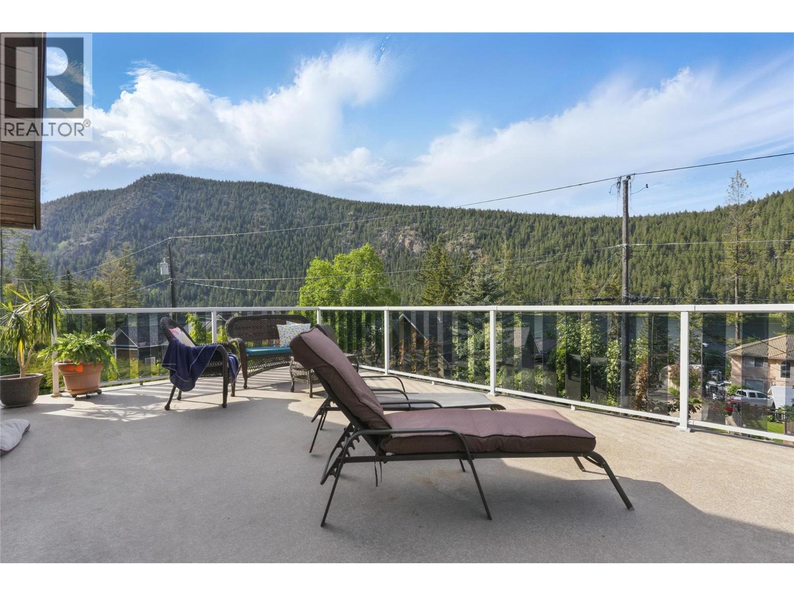 2250 PAUL LAKE Road