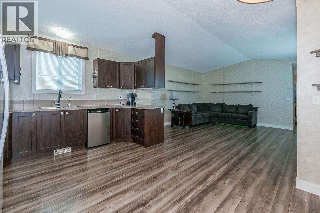 620 Grove Street, Fort St. James, British Columbia  V0J 1P0 - Photo 4 - R3132485