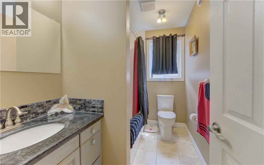 599 Coldstream Drive, Waterloo, Ontario  N2V 2H3 - Photo 32 - 40838086