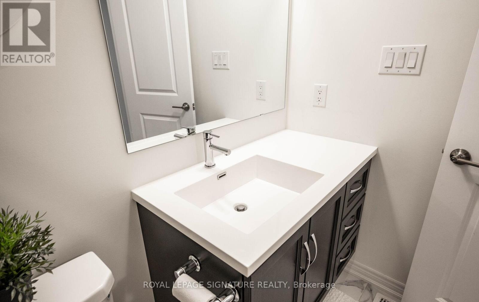 153 Hibiscus Lane, Hamilton, Ontario  L8K 0A3 - Photo 48 - X13426326