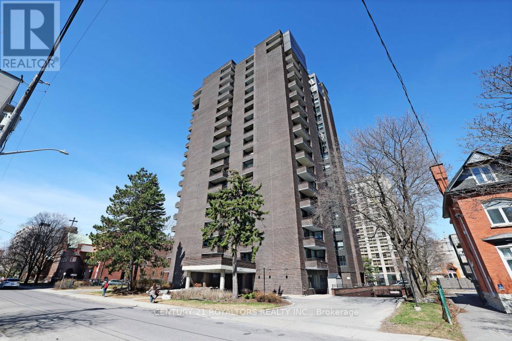 1602 - 71 Somerset Street W, Ottawa, Ontario  K2P 2G2 - Photo 2 - X13426378