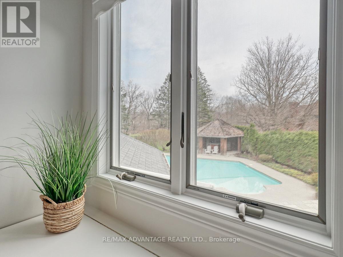 110 Whiteacres Drive, London North, Ontario  N6G 4E7 - Photo 35 - X13426554