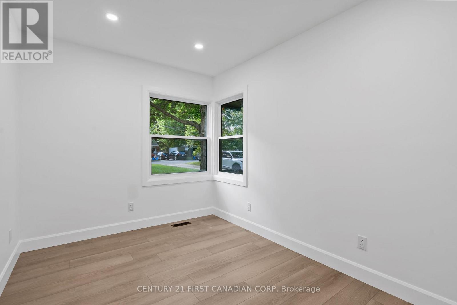 32 Braemar Crescent, London North, Ontario  N6H 2X1 - Photo 27 - X13426692