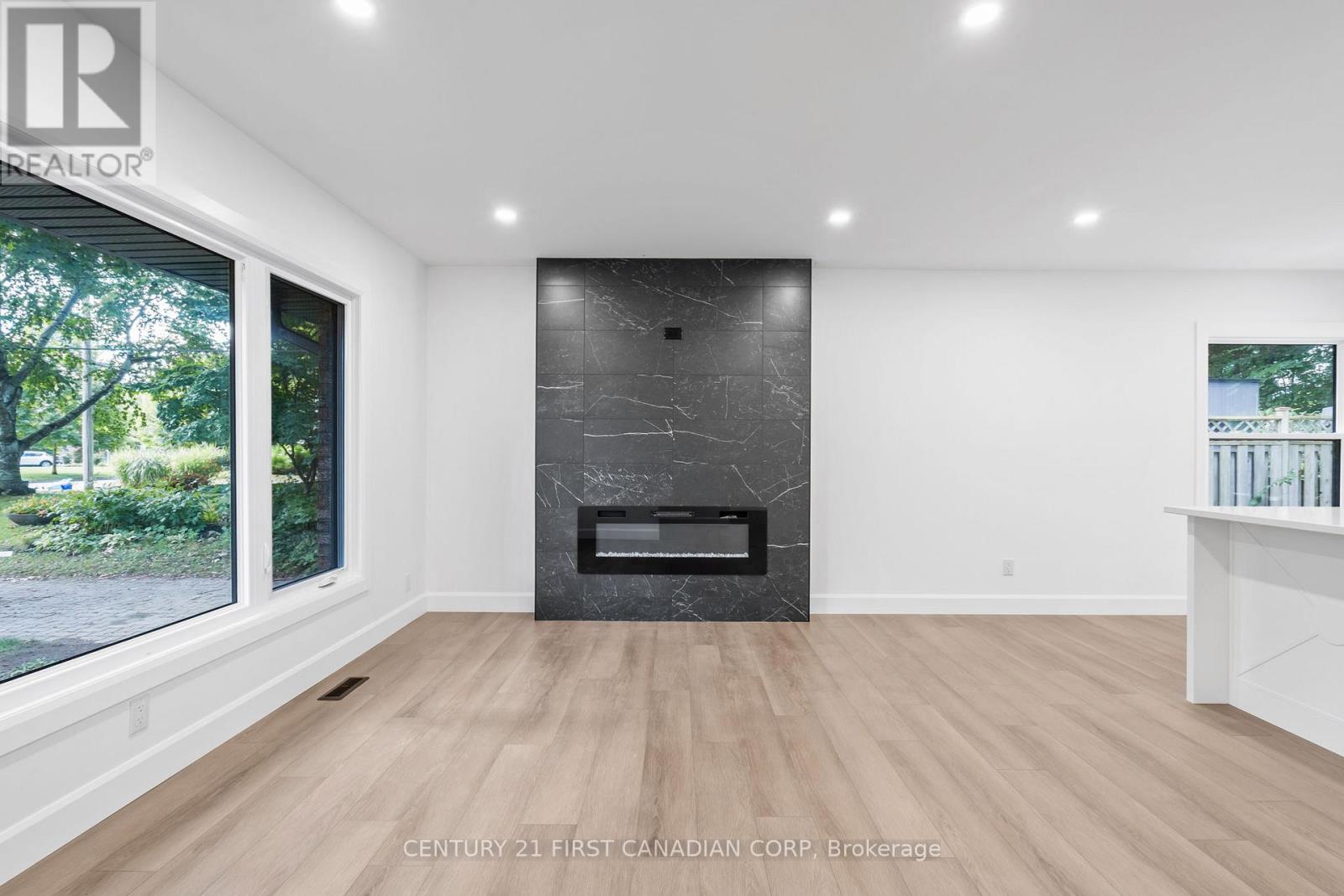 32 Braemar Crescent, London North, Ontario  N6H 2X1 - Photo 8 - X13426692
