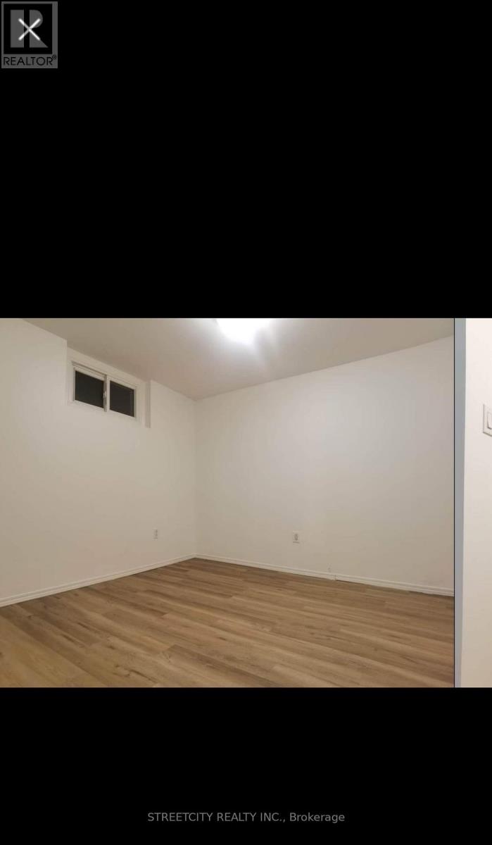Lower - 324 Briarhill Avenue, London East, Ontario  N5Y 1N8 - Photo 18 - X13426778