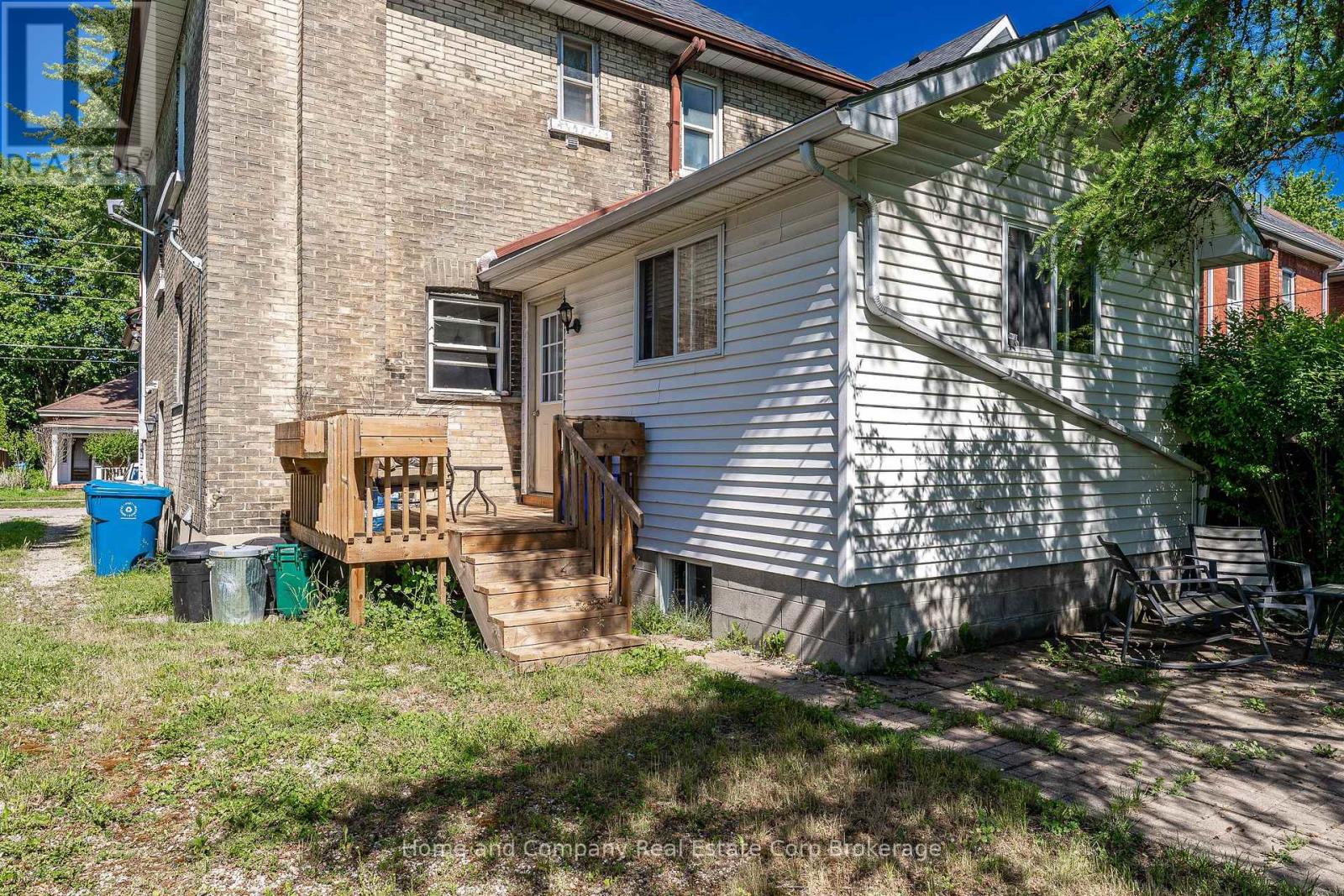 31 Bay Street, Stratford, Ontario  N5A 4K7 - Photo 5 - X13426542