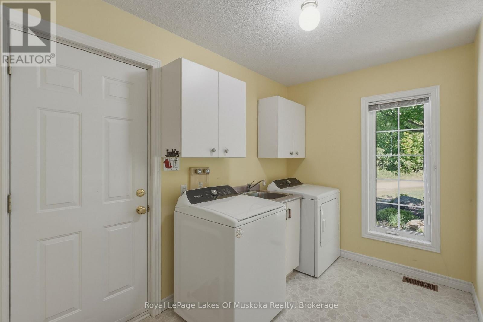 1183 Golf Course Road, Lake Of Bays, Ontario P1H 2J6 - Photo 18 - X13426558