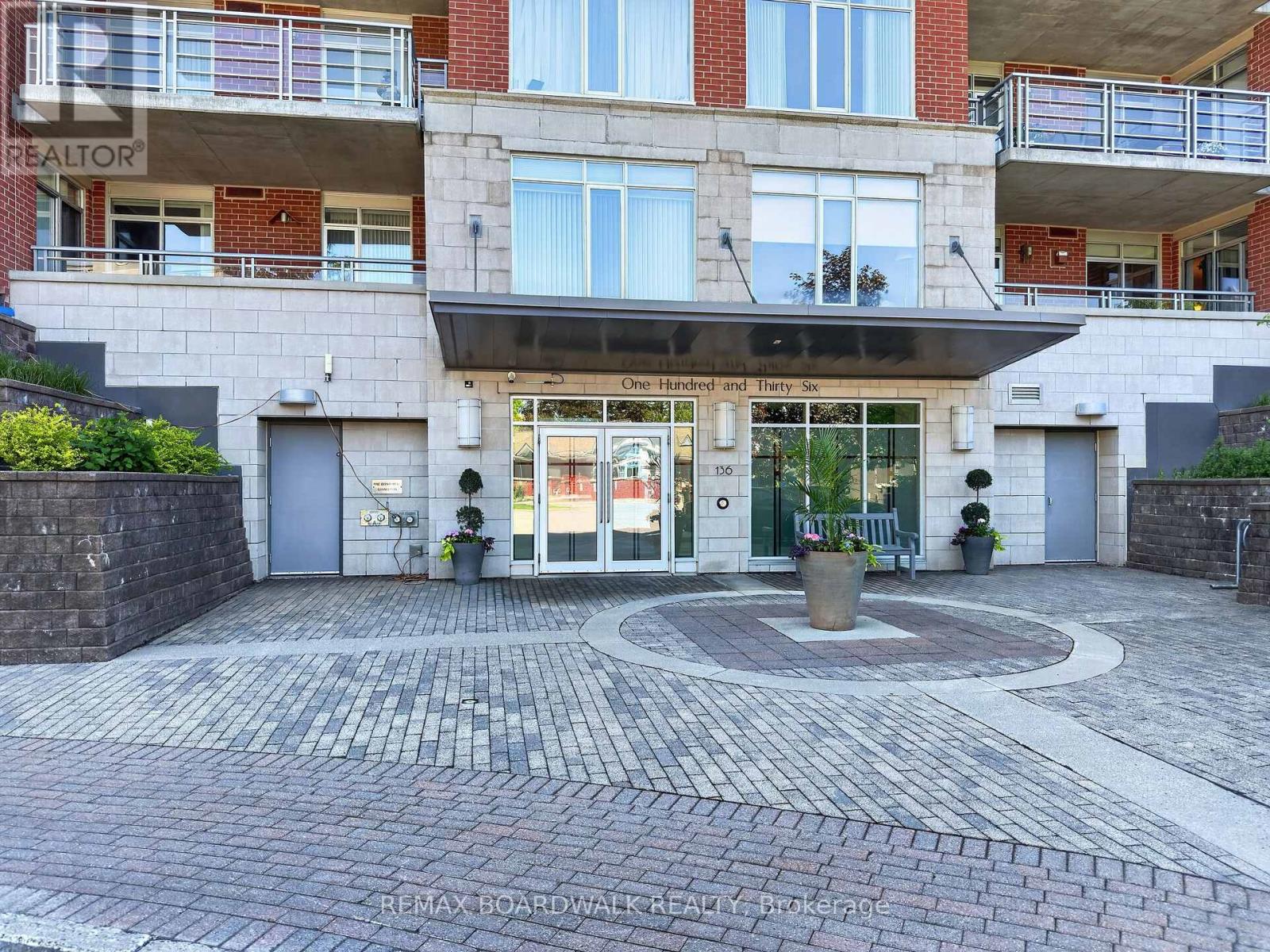 804 - 136 Darlington Private, Ottawa, Ontario  K1V 0X6 - Photo 2 - X13426580