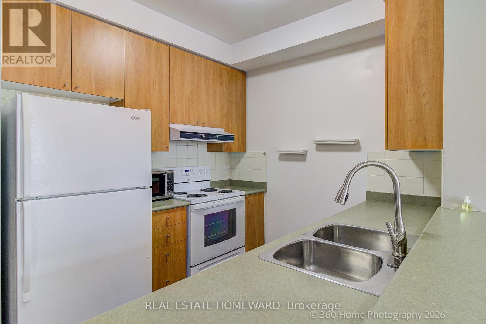 Ph4 - 3650 Kingston Road, Toronto, Ontario  M1M 3X9 - Photo 7 - E13418784