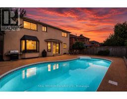 1221 CREEKSIDE DRIVE, Oakville, Ontario