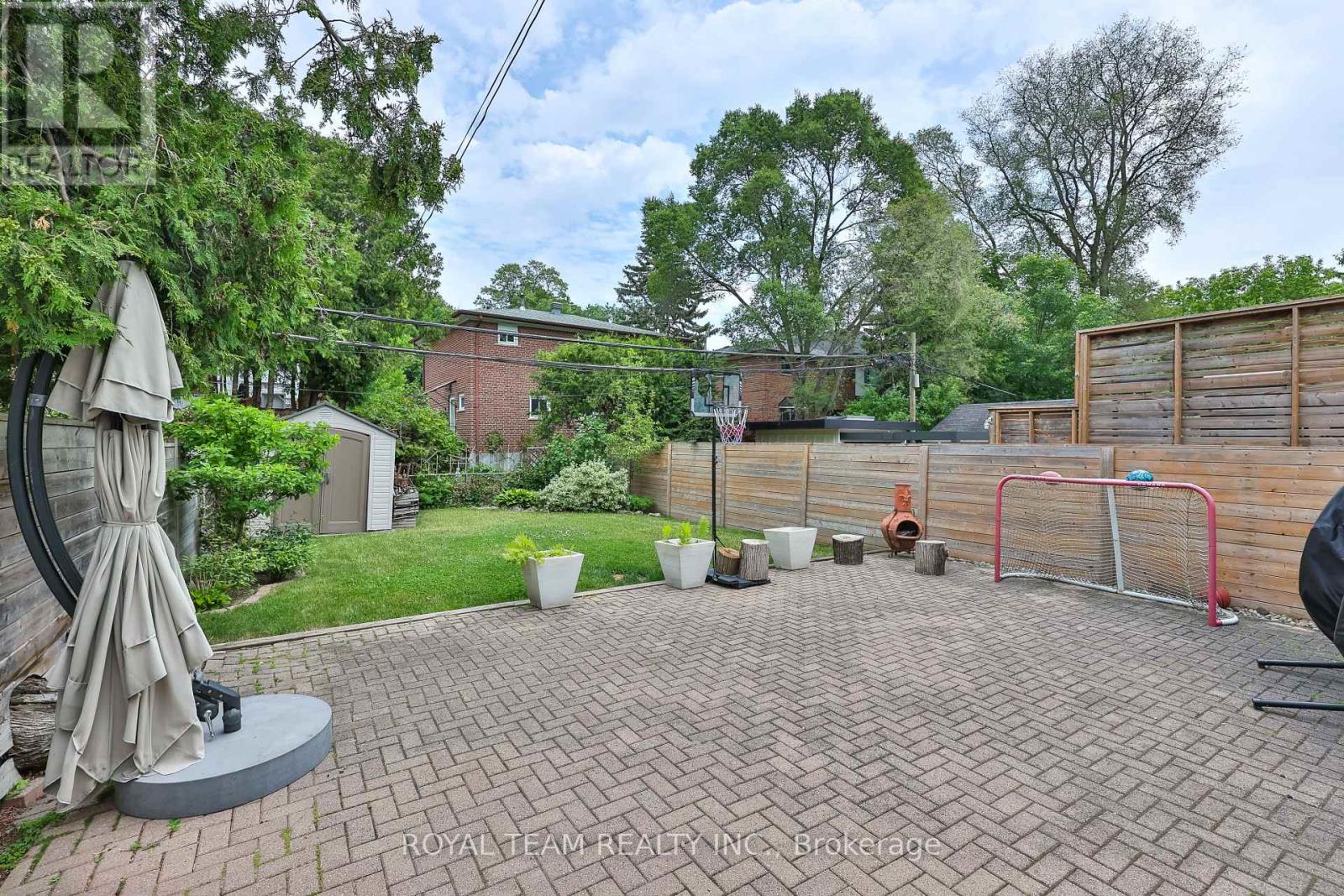 91 South Kingsway Way, Toronto, Ontario  M6S 3T4 - Photo 44 - W13088398