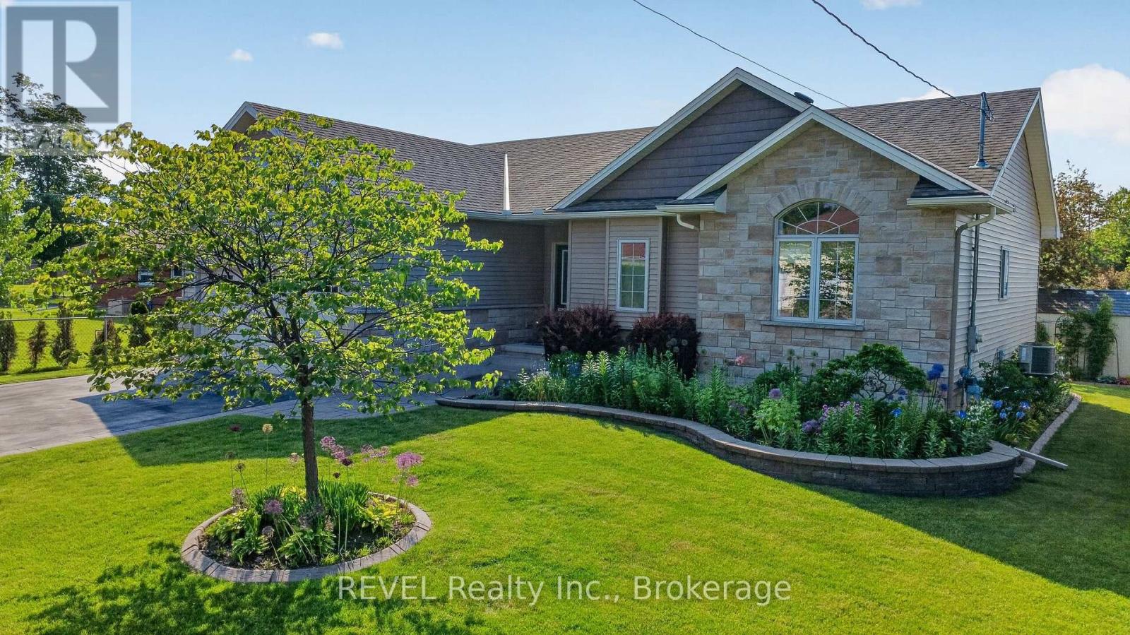 30 Drummond Crescent, Fort Erie, Ontario L2A 1L2 - Photo 5 - X13426748