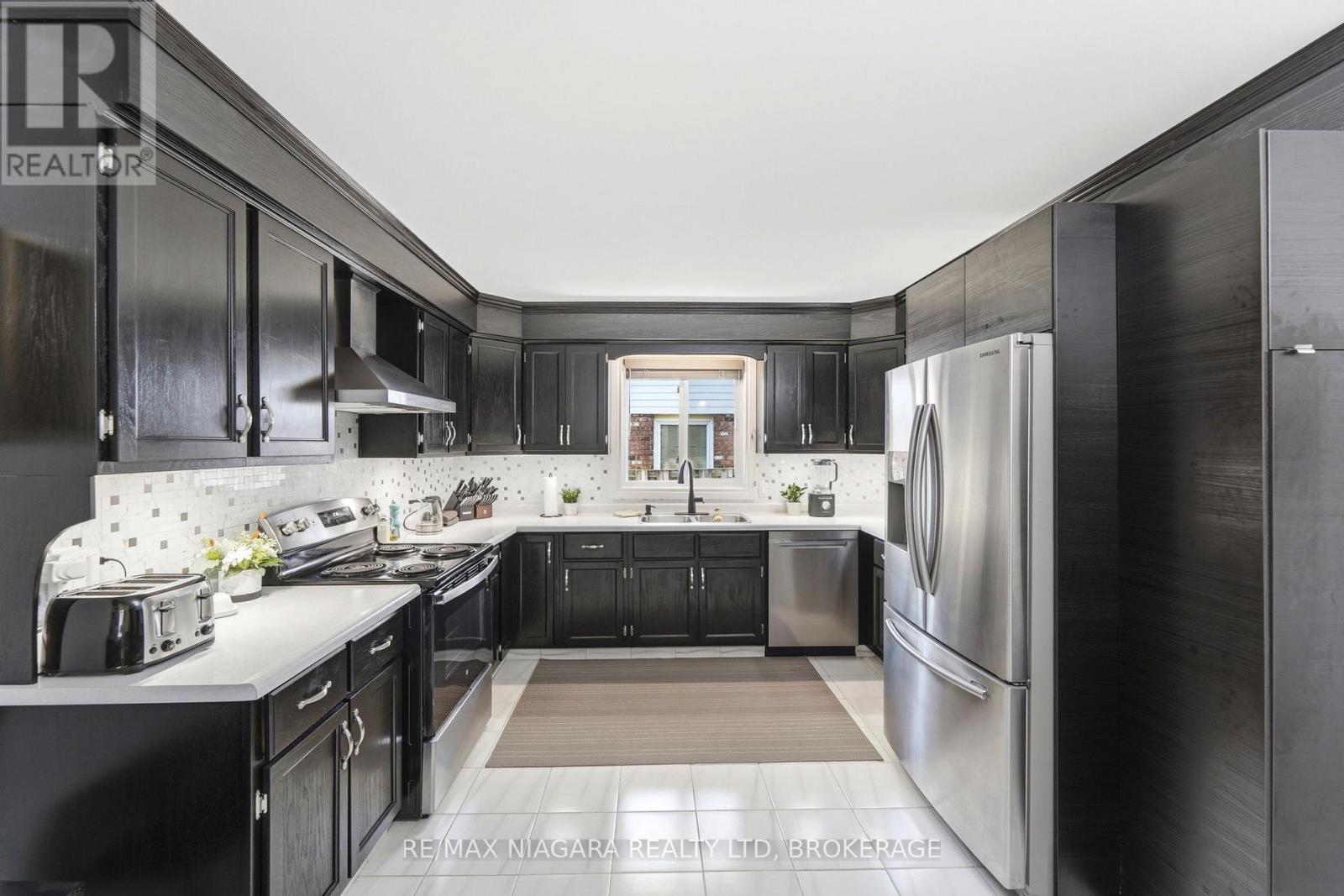 8009 Preakness Street, Niagara Falls, Ontario  L2H 2E8 - Photo 13 - X13426762