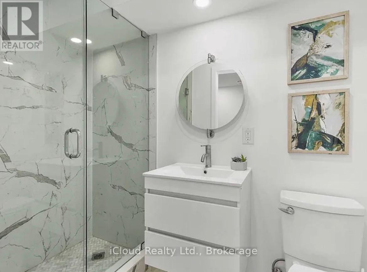 386 Coxwell Avenue, Toronto, Ontario  M4L 3B7 - Photo 9 - E13419390