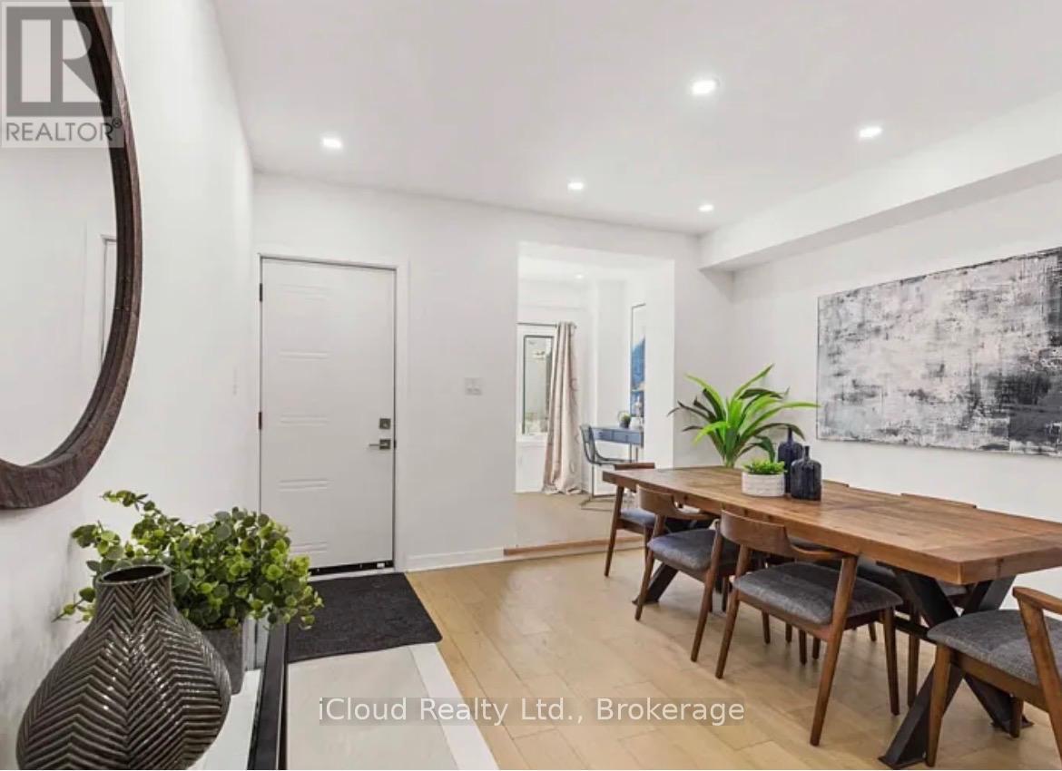 386 Coxwell Avenue, Toronto, Ontario  M4L 3B7 - Photo 21 - E13419390