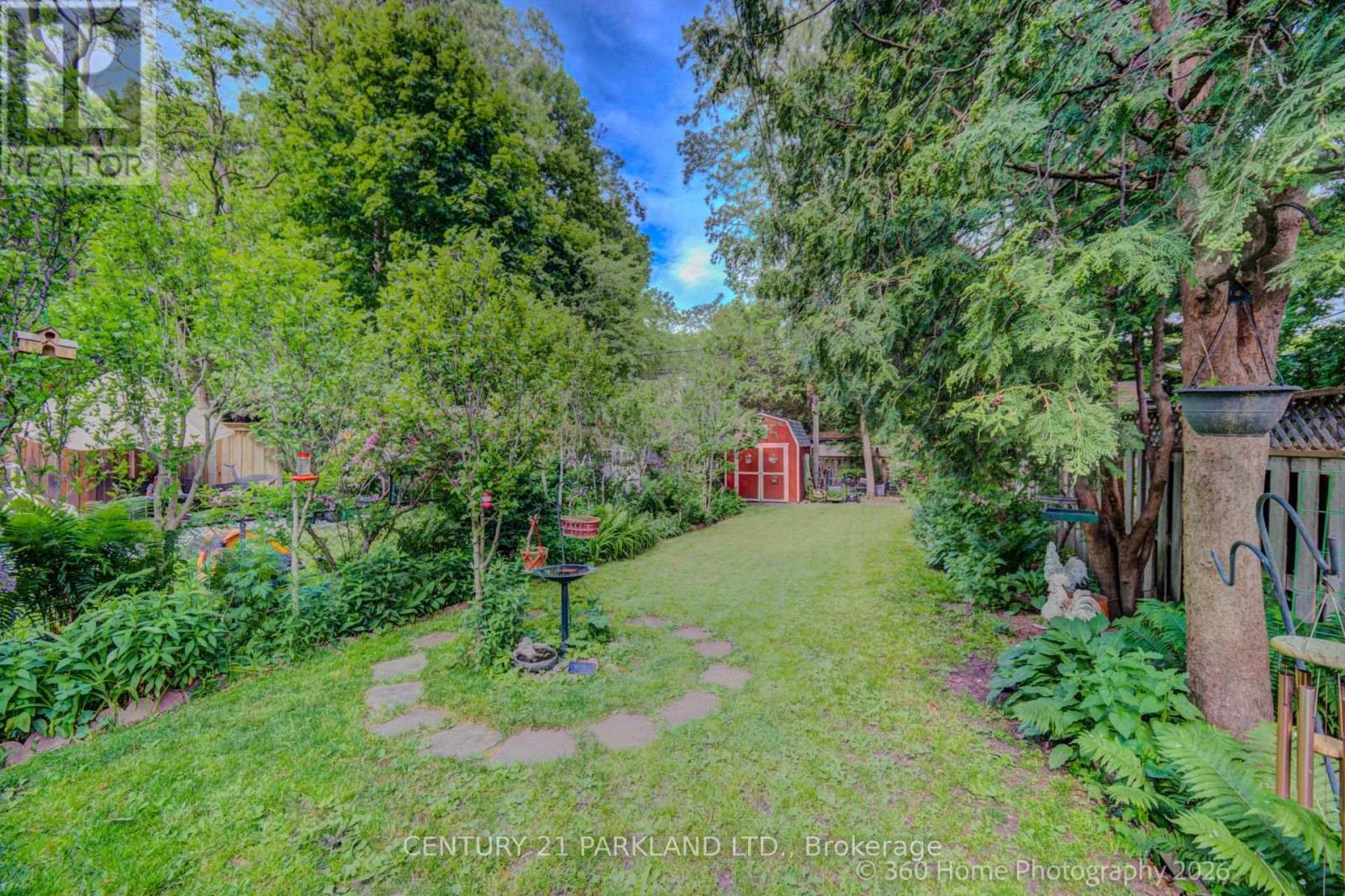 283 Willard Avenue, Toronto, Ontario  M6S 3R1 - Photo 12 - W13426050