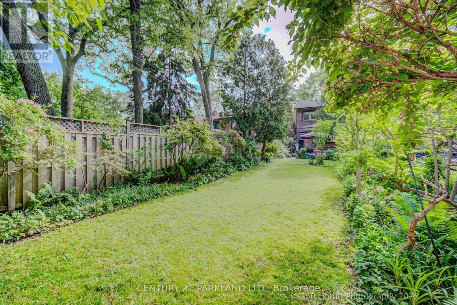 283 Willard Avenue, Toronto, Ontario  M6S 3R1 - Photo 11 - W13426050