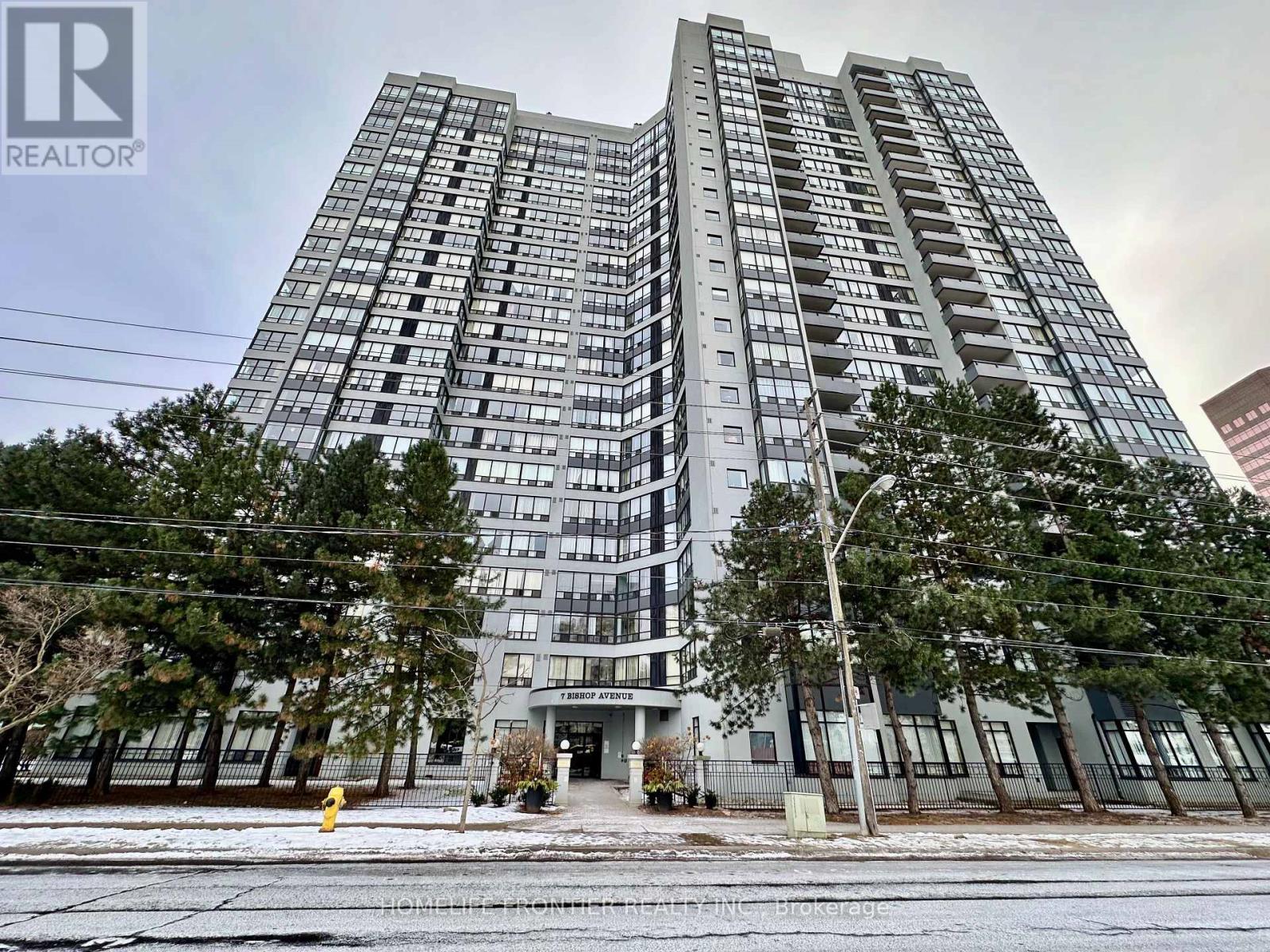 808 - 7 Bishop Avenue