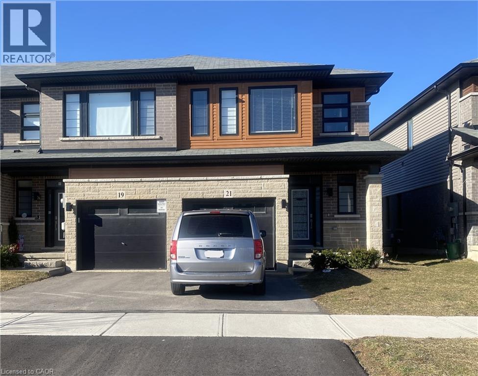 21 JUNE CALLWOOD Way, Brantford, Ontario